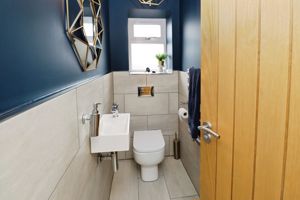 CHESTNUT WAY - click for photo gallery